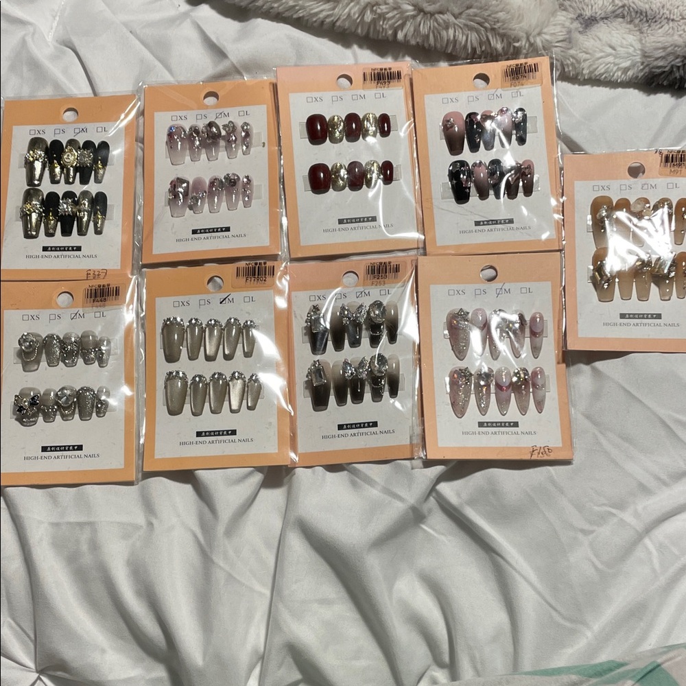 Assorted Press-On Nail Set 9 sets